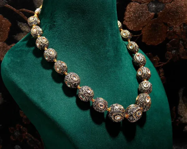 Marquees_antique_diamond_with_vilandi_Statement_Necklace_For_Women_indo_western_look