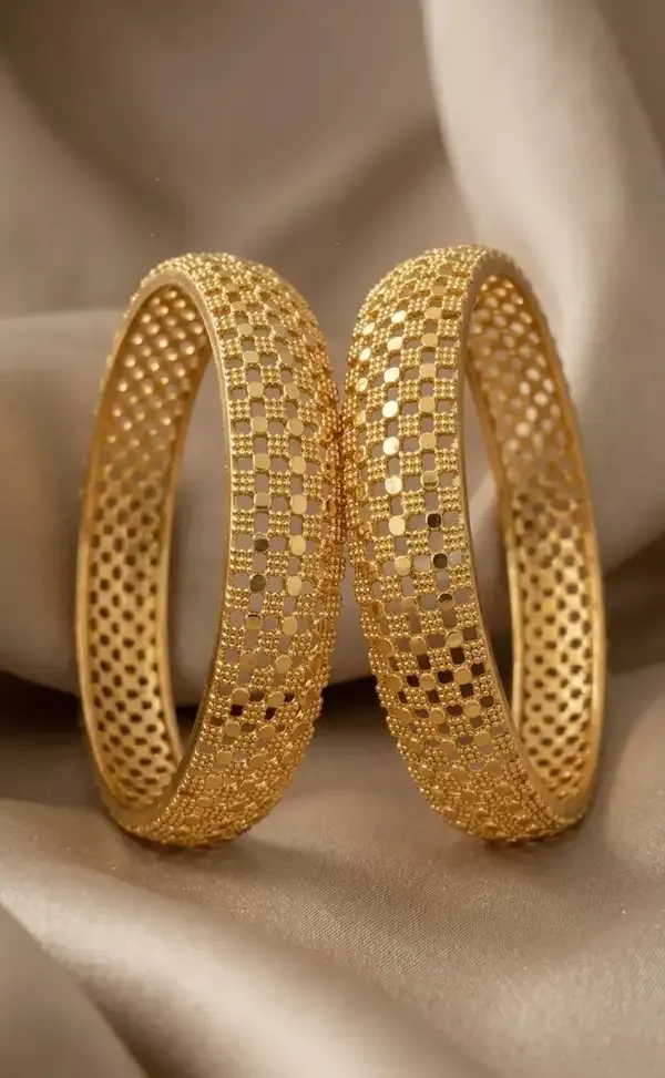 Gold-Tone_Textured_Bangles_For_Women