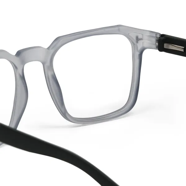 Clay-206-51-Greyblack-Square