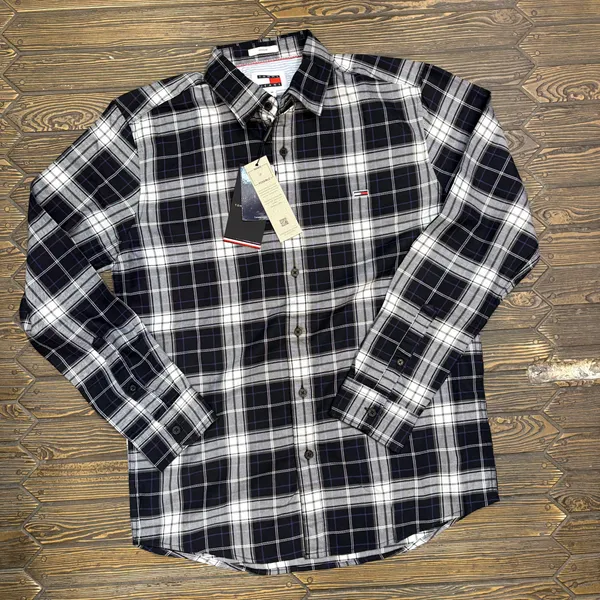 Black_Plaid_Casual_Shirt_For_Men