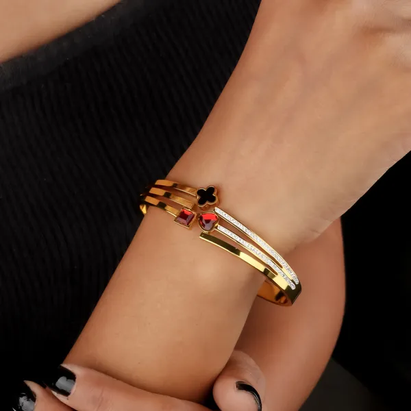 Anti_Tarnish_18k_Gold_Tone_Bracelet