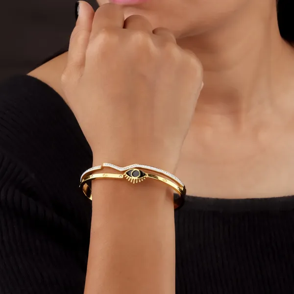 Anti_Tarnish_18k_Gold_Tone_Bracelet