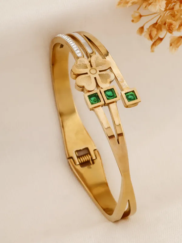 Anti_Tarnish_18k_Gold_Tone_Bracelet