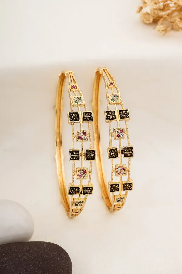 Anti_Tarnish_18k_Gold_Tone_Bangles