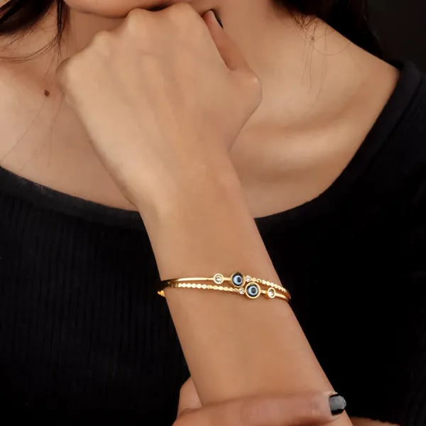 Anti_Tarnish_18k_Gold_Tone_Bracelet