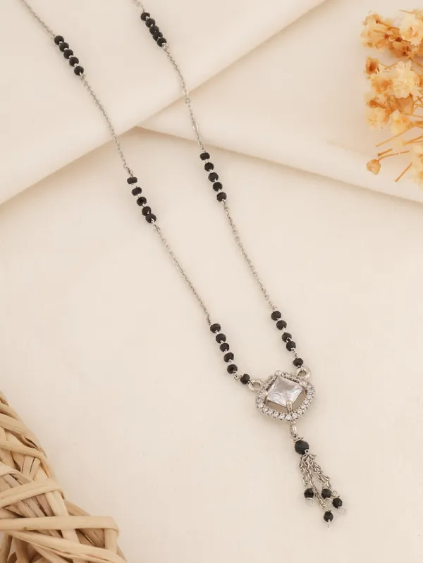 Silver_Brass_Alloy_Plated_Mangalsutra_For_Women