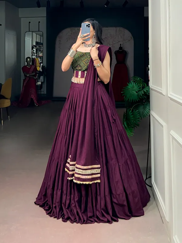 Lehenga,_Blouse,_Dupatta_Set