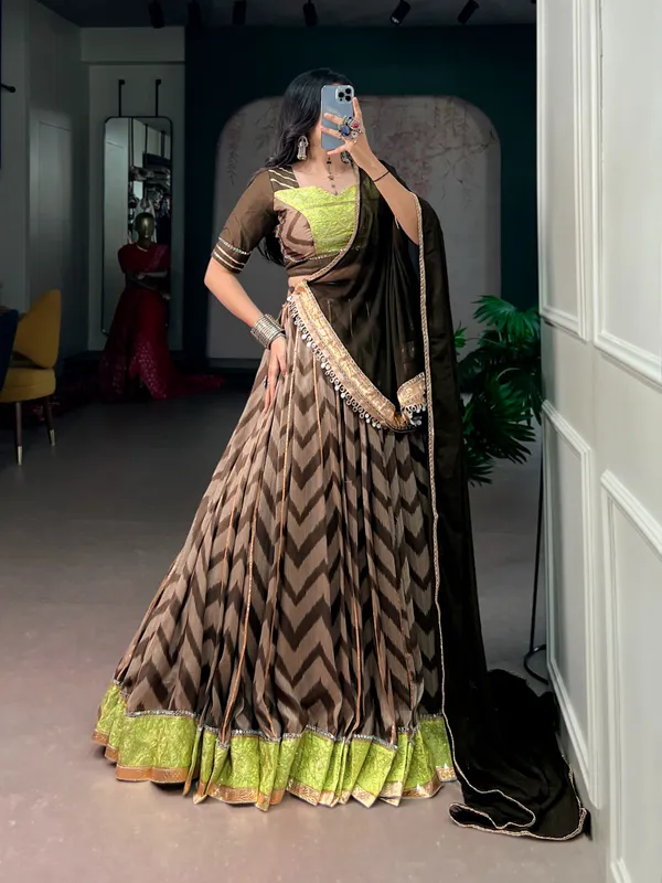 Lehenga,_Blouse,_Dupatta_Set