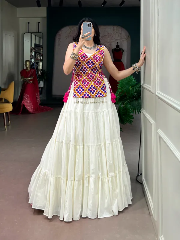 Lehenga,_Blouse,_Koti,_Tassels_