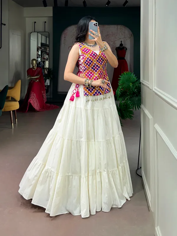 Lehenga,_Blouse,_Koti,_Tassels_