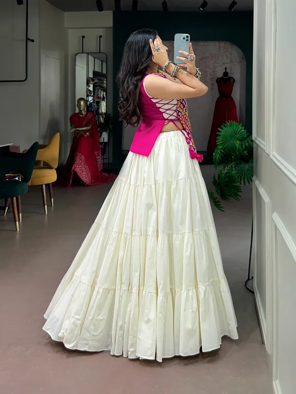 Lehenga,_Blouse,_Koti,_Tassels_