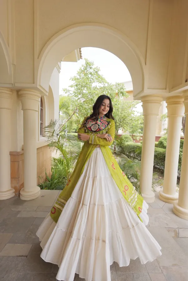 NAVRATRI_COLLECTIONS-2026_