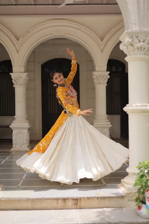 NAVRATRI_COLLECTIONS-2026_