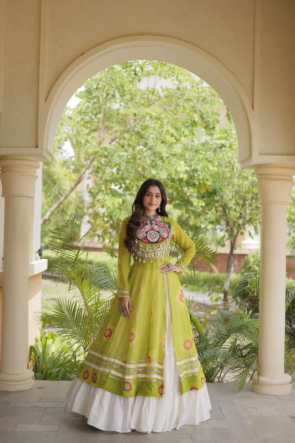 NAVRATRI_COLLECTIONS-2026_