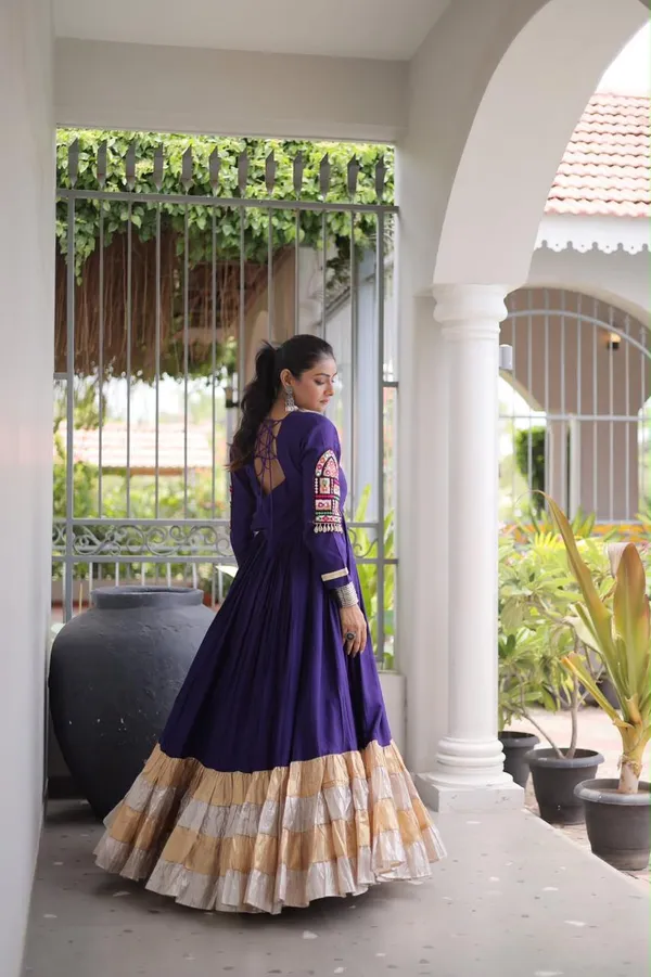 NAVRATRI_GOWN_COLLECTIONS_2026_👜