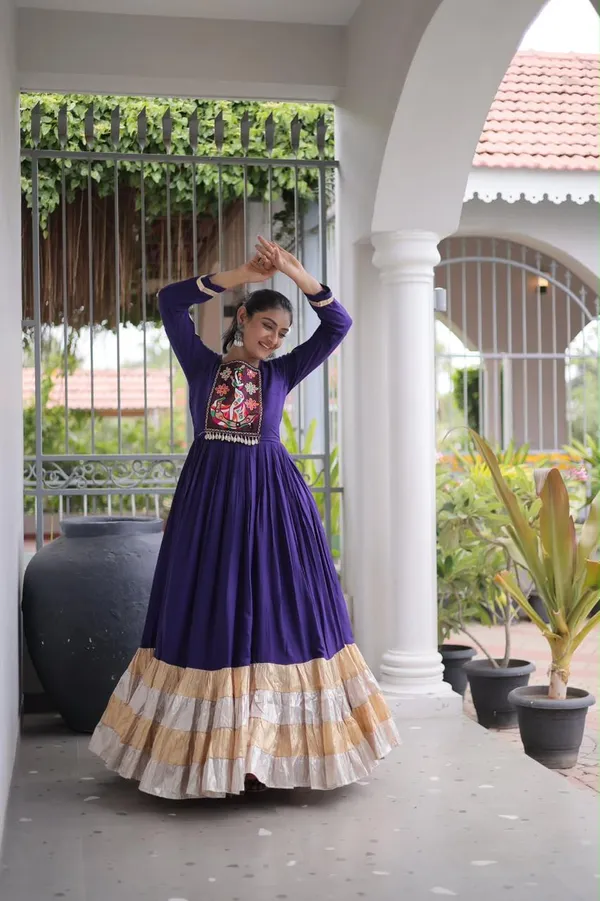 NAVRATRI_GOWN_COLLECTIONS_2026_👜