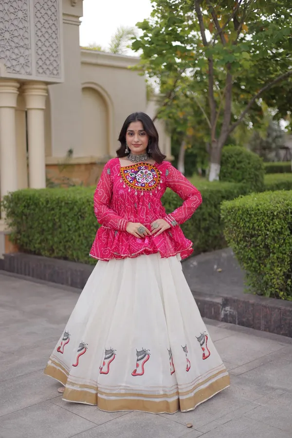 NAVRATRI_LEHENGA_CHOLI_COLLECTIONS-2026_👗