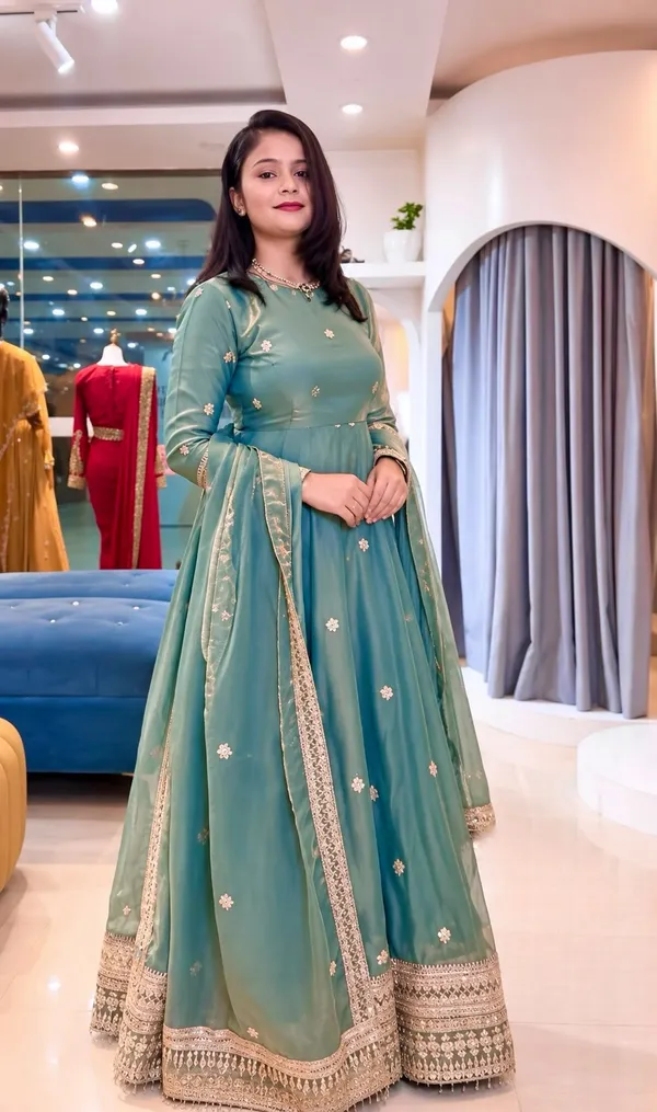 Women’s_Ethnic_Wear_