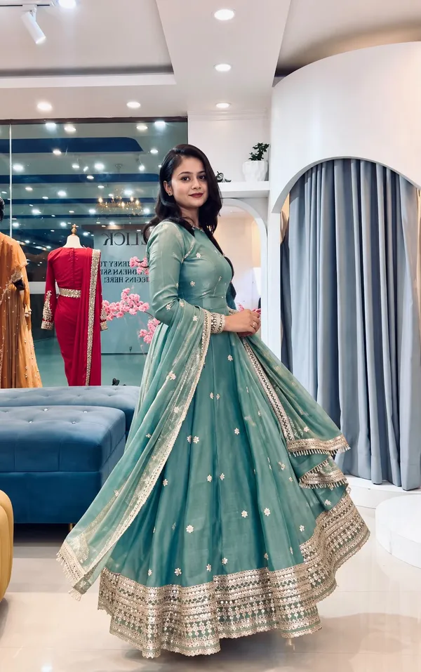Women’s_Ethnic_Wear_