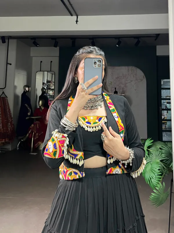 ehenga,_Blouse,_Jacket_Set