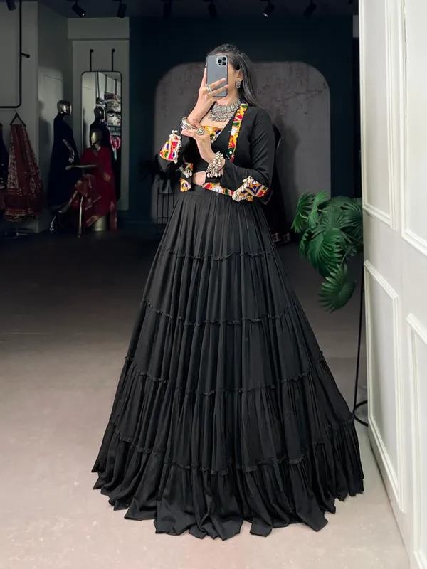 ehenga,_Blouse,_Jacket_Set