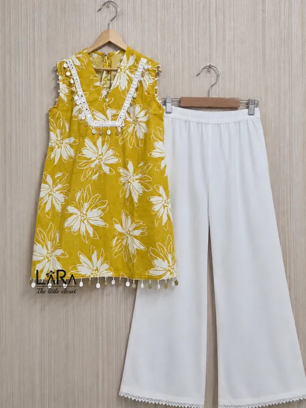 Yellow_cotton_printed_Aline_Kurti_for_girls,_Indian_ethnic_wear