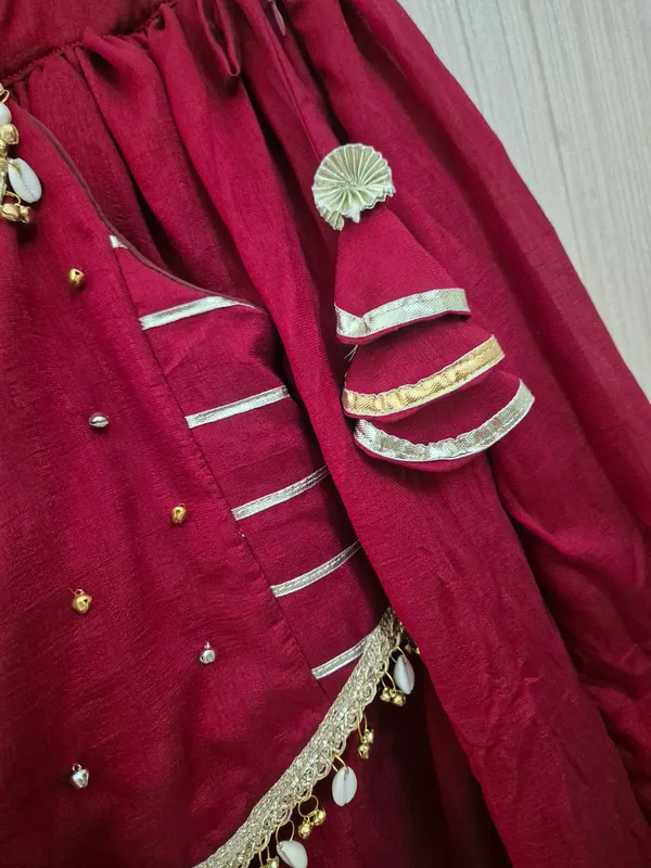 maroon_ghagra_choli_for_little_girls,_halter_neck_blouse,_Indian_ethnic_wear,_kids_lehanga