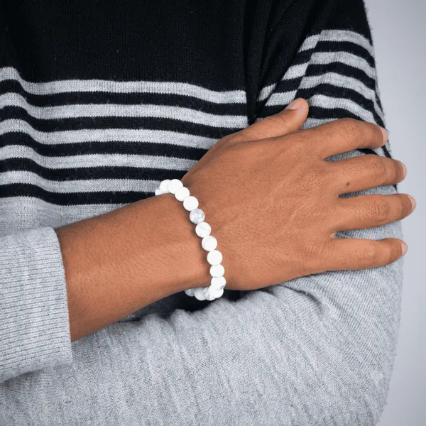 Natural_Howlite_Bracelet__Crystal_Stone_Bracelet_For_Calmness_Mindfulness_Emotional_Balance