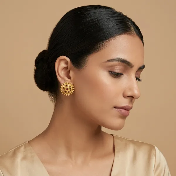 Golden_Brass_And_Copper_Kundan_Studded_Earrings_For_Women