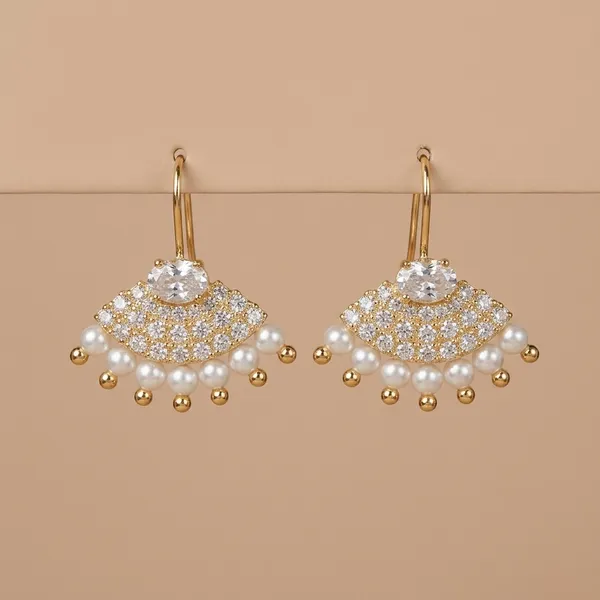 Pearl_And_White_Brass_And_Copper_Bugadi_For_Women