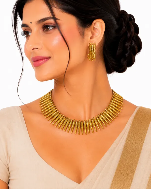 Golden_Brass_And_Copper_Short_Necklace_For_Women