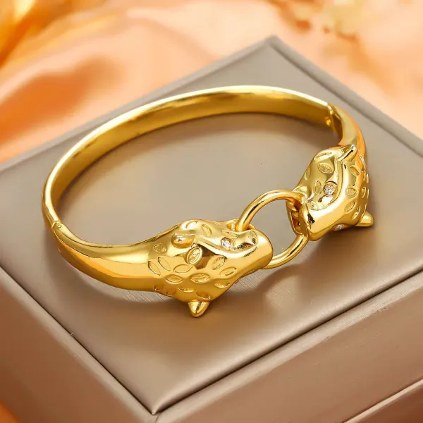 Leopard_Head_With_Diamonds_Elegant_Women_Titanium_Steel_Bracelet