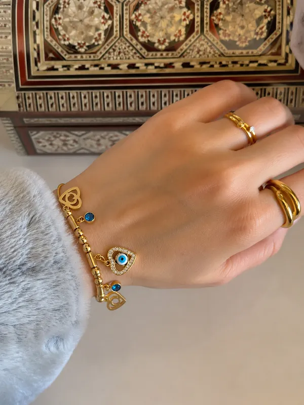 Premium_Imported_18K_Gold-Plated_Evil_Eye_Charm_Bracelet_for_Women_|_Tarnish-Resistant_Adjustable_Luxury_Bracelet