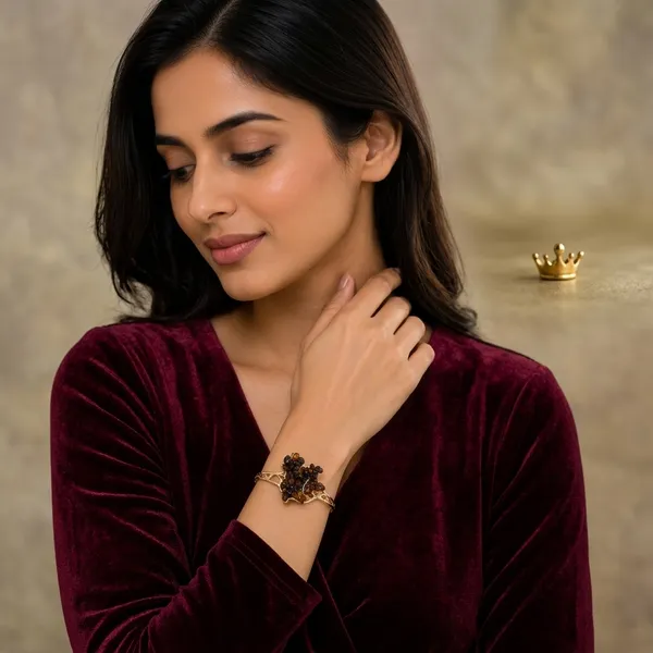 Gold_Toned_Tiger_Eye_Stone_Bracelete_For_Women
