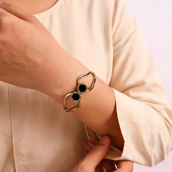 Gold_Toned_Black_Stone_Cuff_Bracelet_For_Women