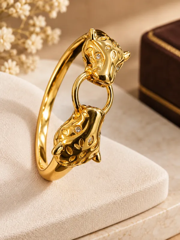 Leopard_Head_With_Diamonds_Elegant_Women_Titanium_Steel_Bracelet