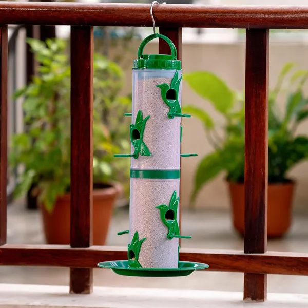 Green_Plastic_Jumbo_Hanging_Bird_Feeder_8_Feeding_Nozzles