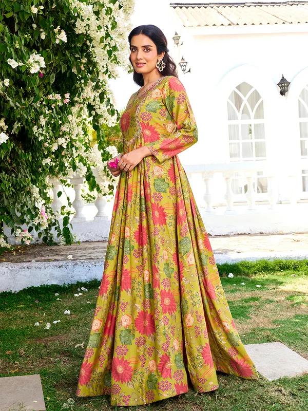 Green_Georgette_Vatican_Print_Flared_Anarkali_Gown_For_Women