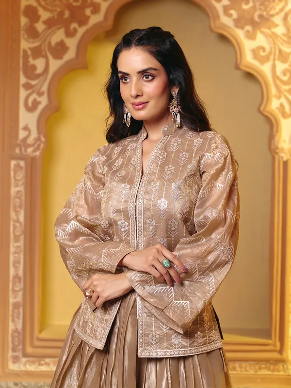Gold_Georgette_Crush_Fabric_Embroidered_Lehenga_Choli_Top_Skirt_Set_For_Women