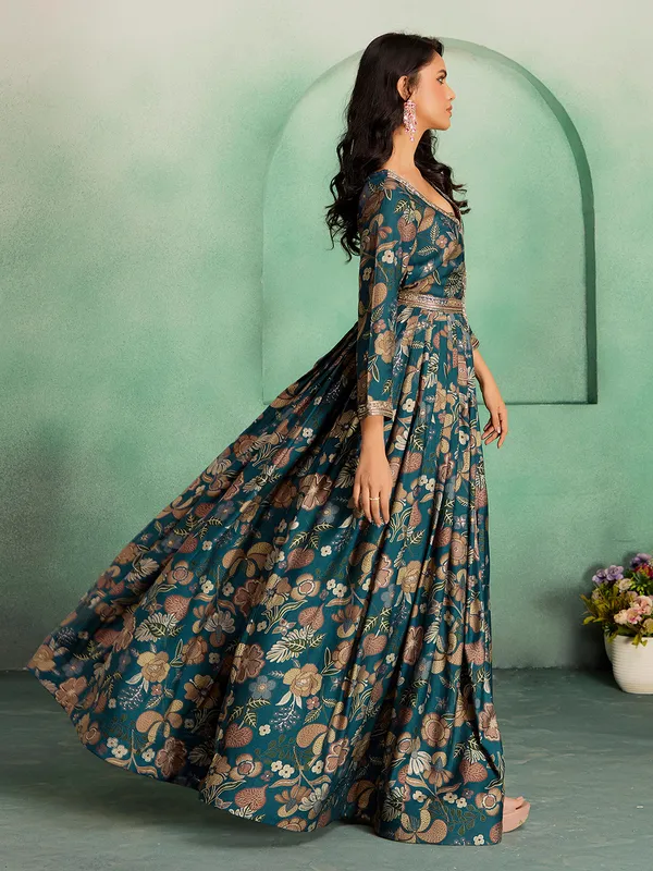Morpich_Rayon_Flared_Anarkali_Embroidered_Gown_For_Women