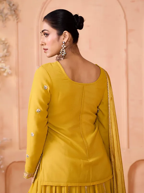 Yellow_Georgette_Embroidery_Dori_Work_Skirt_Top_Dupatta_Set_For_Women
