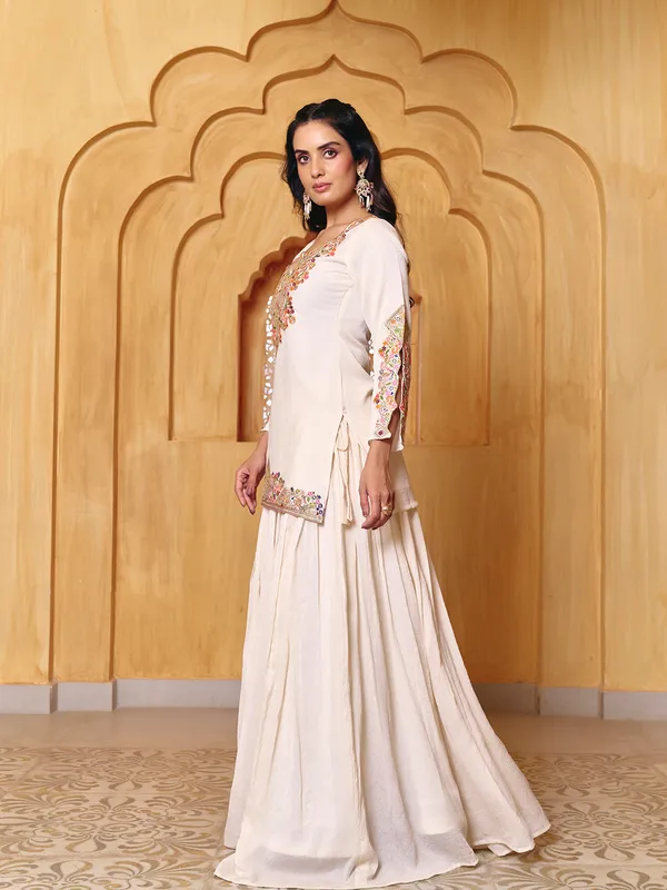 Off_White_Georgette_Rangoli_Silk_Crush_Embroidered_Lehenga_Choli_Set_For_Women