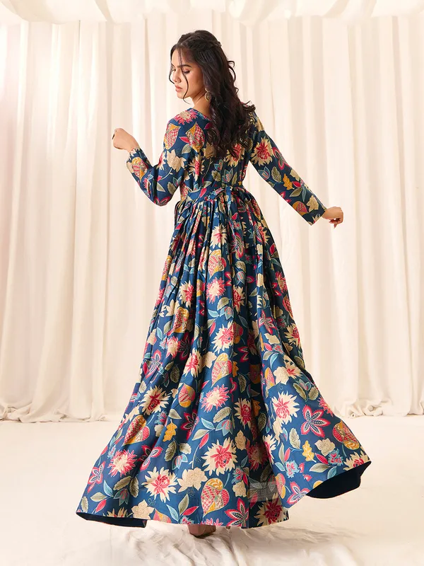Morpich_Chanderi_Flared_Anarkali_Embroidered_Gown_For_Women