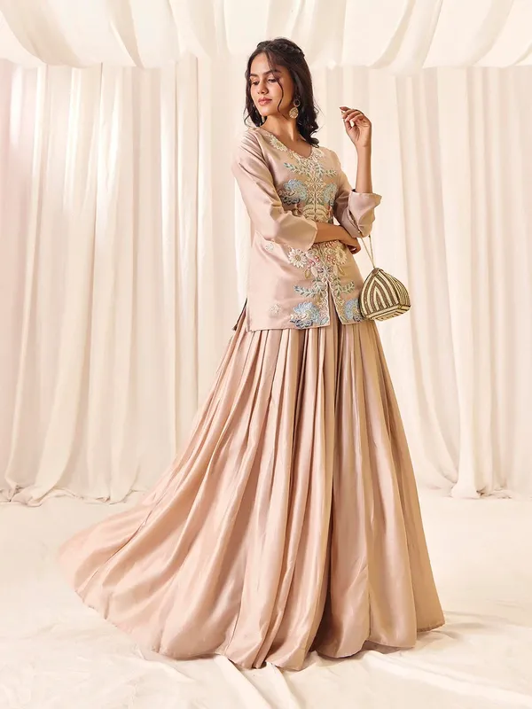 Ivory_Vatican_Vichitra_Embroidered_V-Neck_Top_Skirt_Set_For_Women
