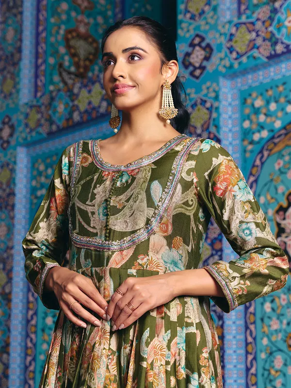 Green_Georgette_Vatican_Print_Embroidered_Flared_Anarkali_Gown_For_Women