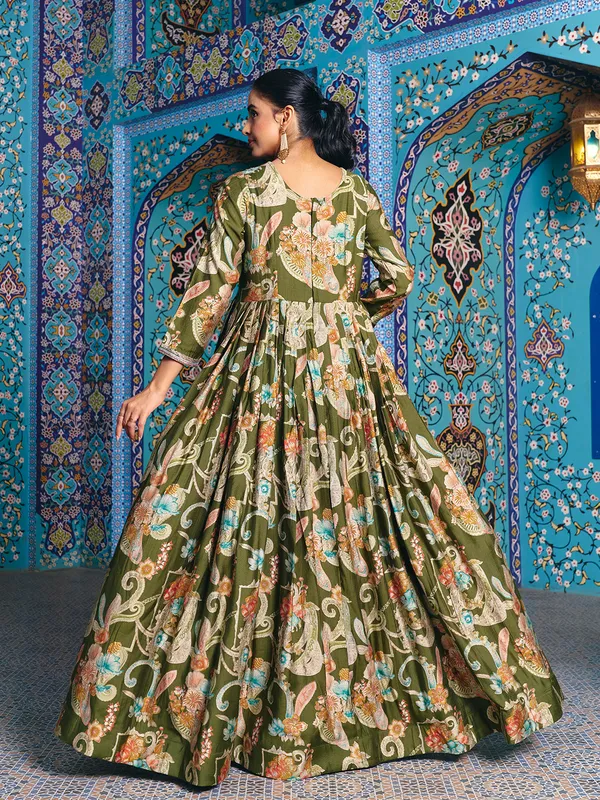 Green_Georgette_Vatican_Print_Embroidered_Flared_Anarkali_Gown_For_Women