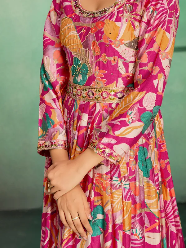 Pink_Rayon_Embroidered_Kurti_Pant_Set_For_Women