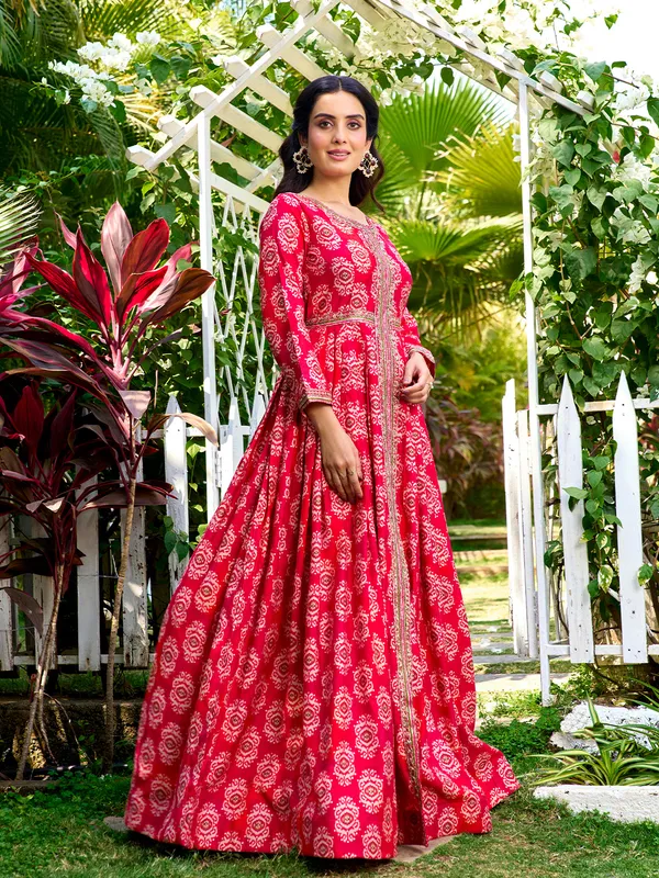Pink_Terry_Silk_Flared_Anarkali_Embroidered_Gown_For_Women