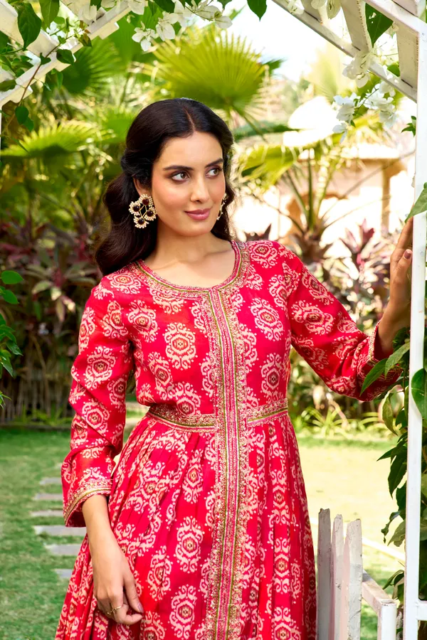 Pink_Terry_Silk_Flared_Anarkali_Embroidered_Gown_For_Women