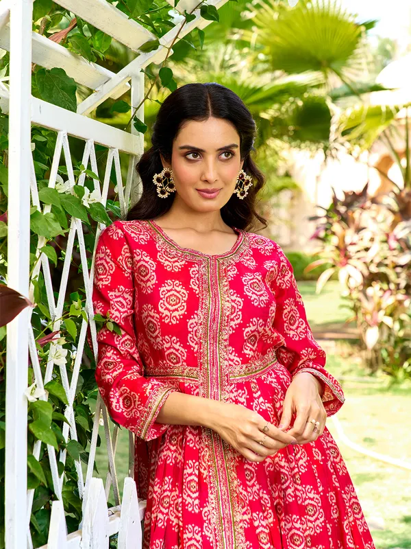Pink_Terry_Silk_Flared_Anarkali_Embroidered_Gown_For_Women